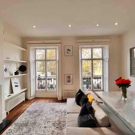 Appartamento Little Gem In The Heart Of Chelsea Londra Esterno foto